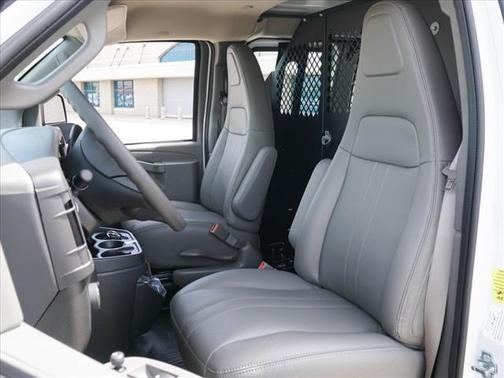 2025 Chevrolet Express 2500 RWD 2500 Regular Wheelbase WT