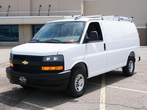2025 Chevrolet Express 2500 RWD 2500 Regular Wheelbase WT