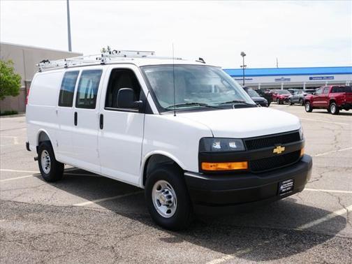 2025 Chevrolet Express 2500 RWD 2500 Regular Wheelbase WT