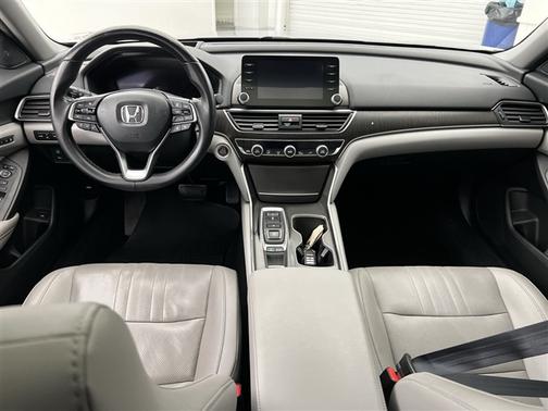 2020 Honda Accord Touring 2.0T