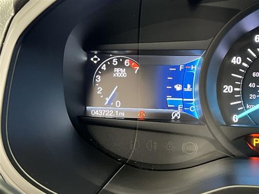 2022 Ford Edge SE