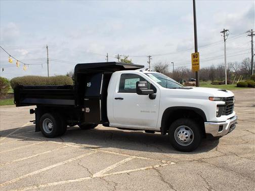 2026 Chevrolet Silverado 3500 WT