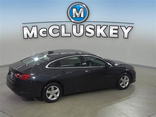 Dark Ash Metallic 2022 Chevrolet Malibu 1LS