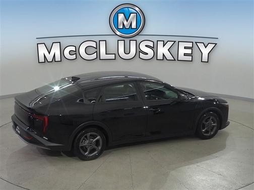 Aurora Black Pearl 2025 Kia K4 LXS