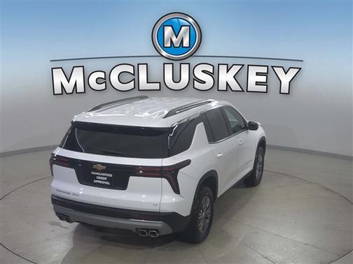 2024 Chevrolet Traverse LT