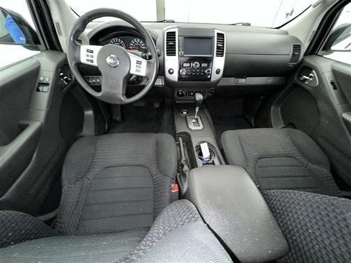 Glacier White 2021 Nissan Frontier SV