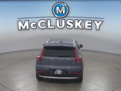 2023 Volvo XC40 B5 Core