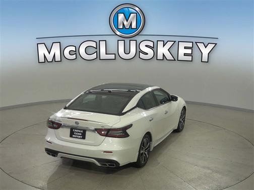 Pearl White Tricoat 2020 Nissan Maxima 3.5 SL