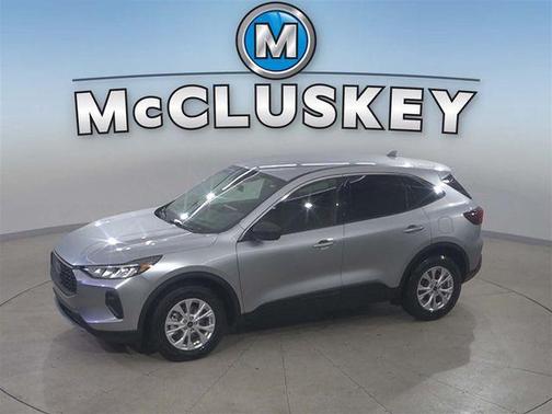 ICONIC SILVER METALLIC 2023 Ford Escape Active