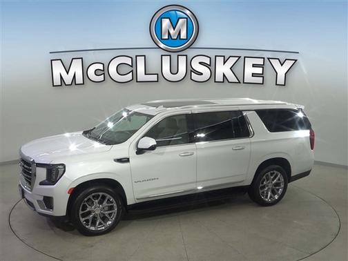 White Frost Tricoat 2023 GMC Yukon XL SLT