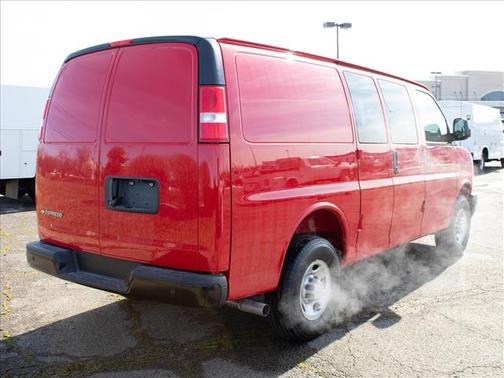 2025 Chevrolet Express 2500 RWD 2500 Regular Wheelbase WT