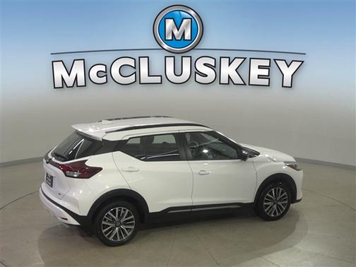 Fresh Powder 2024 Nissan Kicks SR