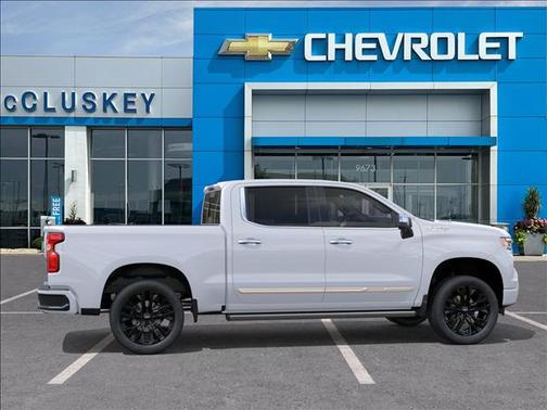 Polar White Tricoat 2026 Chevrolet Silverado 1500 High Country