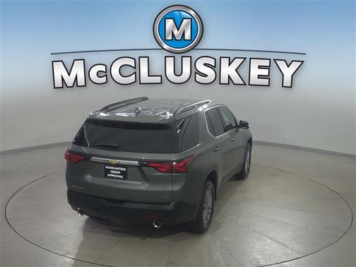 2022 Chevrolet Traverse LT Cloth