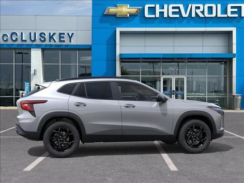 Sterling Gray Metallic 2026 Chevrolet Trax LT