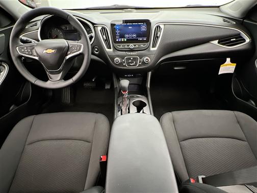 Radiant Red Tintcoat 2025 Chevrolet Malibu FWD RS