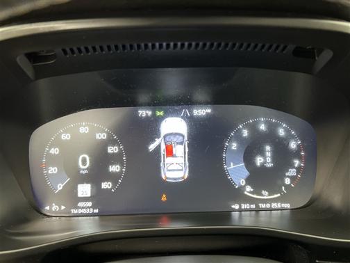 2021 Volvo XC40 T5 R-Design