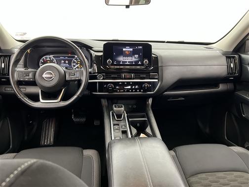 2024 Nissan Pathfinder SV FWD