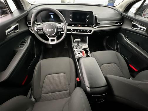 Fusion Black 2024 Kia Sportage LX