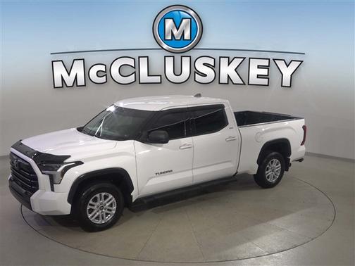White 2022 Toyota Tundra SR5