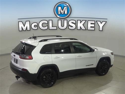 Bright White Clearcoat 2023 Jeep Cherokee Altitude