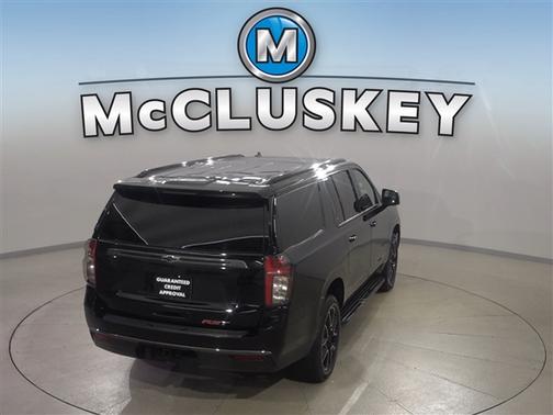 Black 2022 Chevrolet Suburban RST