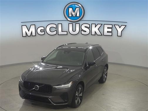 2023 Volvo XC60 Recharge Plug-In Hybrid T8 Plus Dark Theme