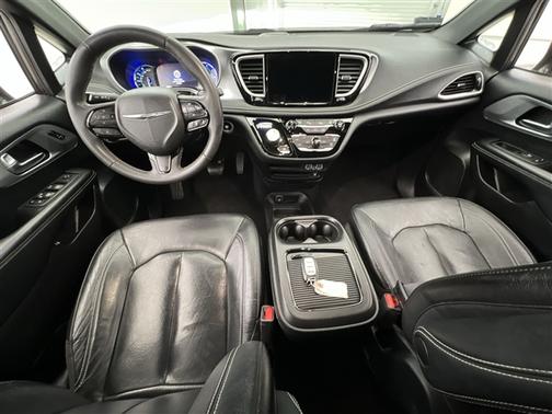 2022 Chrysler Pacifica Hybrid Touring L