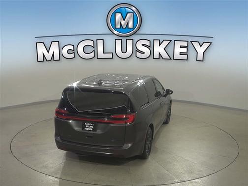 2022 Chrysler Pacifica Hybrid Touring L