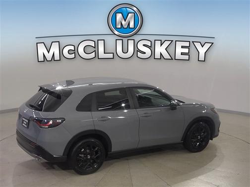 Urban Gray Pearl 2024 Honda HR-V AWD Sport