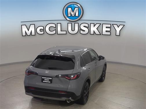 Urban Gray Pearl 2024 Honda HR-V AWD Sport