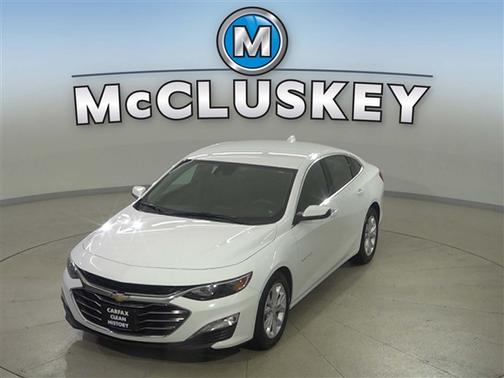 Summit White 2023 Chevrolet Malibu FWD 1LT