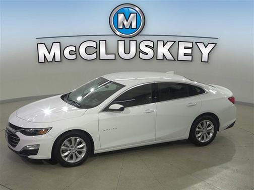 Summit White 2023 Chevrolet Malibu FWD 1LT