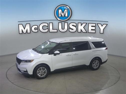 2024 Kia Carnival LX