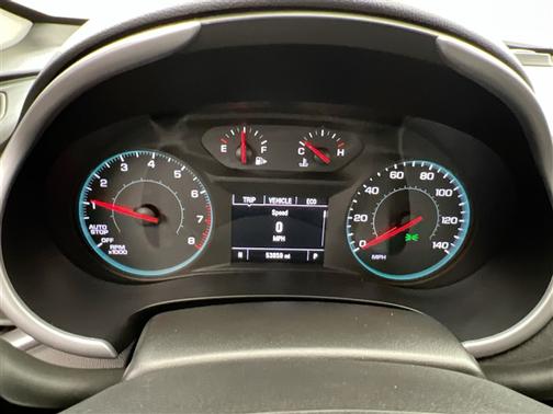 Silver Ice Metallic 2022 Chevrolet Malibu FWD LT