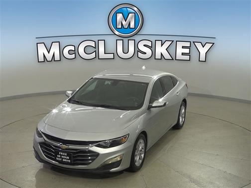 Silver Ice Metallic 2022 Chevrolet Malibu FWD LT
