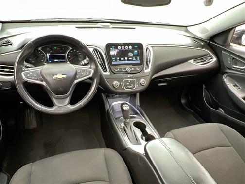 Nightfall Gray Metallic 2018 Chevrolet Malibu LT