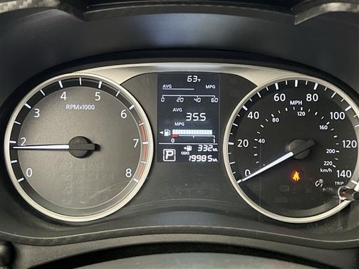 2024 Nissan Versa 1.6 S