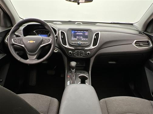 Blue Glow Metallic 2022 Chevrolet Equinox 1LT