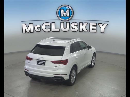 2023 Audi Q3 Premium 45 TFSI S line quattro Tiptronic