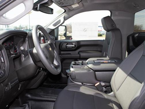 2025 Chevrolet Silverado 3500 WT