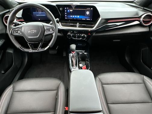 Sterling Gray Metallic 2024 Chevrolet Trax FWD 2RS
