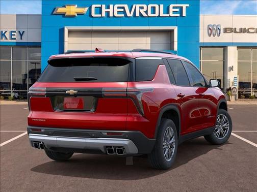 Radiant Red Tintcoat 2026 Chevrolet Traverse LT