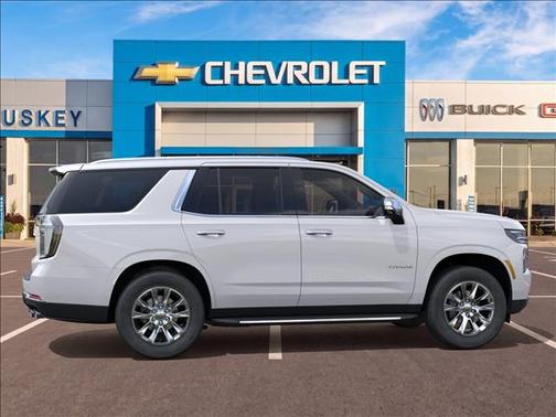 Iridescent Pearl Tricoat 2025 Chevrolet Tahoe Premier