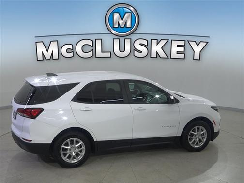 Summit White 2023 Chevrolet Equinox LS