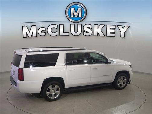 Summit White 2019 Chevrolet Suburban LT