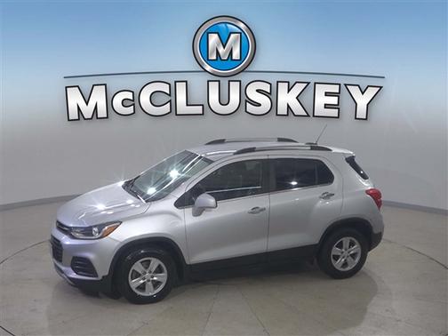 Silver Ice Metallic 2019 Chevrolet Trax LT