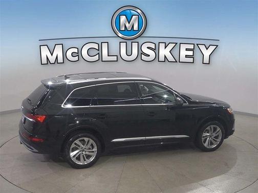 2022 Audi Q7 55 Premium Plus