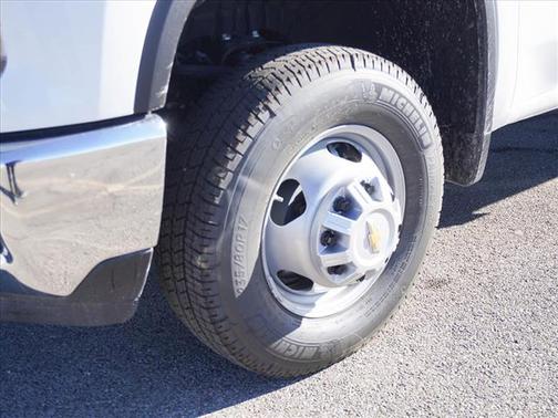 2025 Chevrolet Silverado 3500 WT