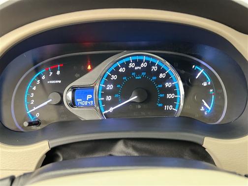 South Pacific Pearl 2011 Toyota Sienna XLE